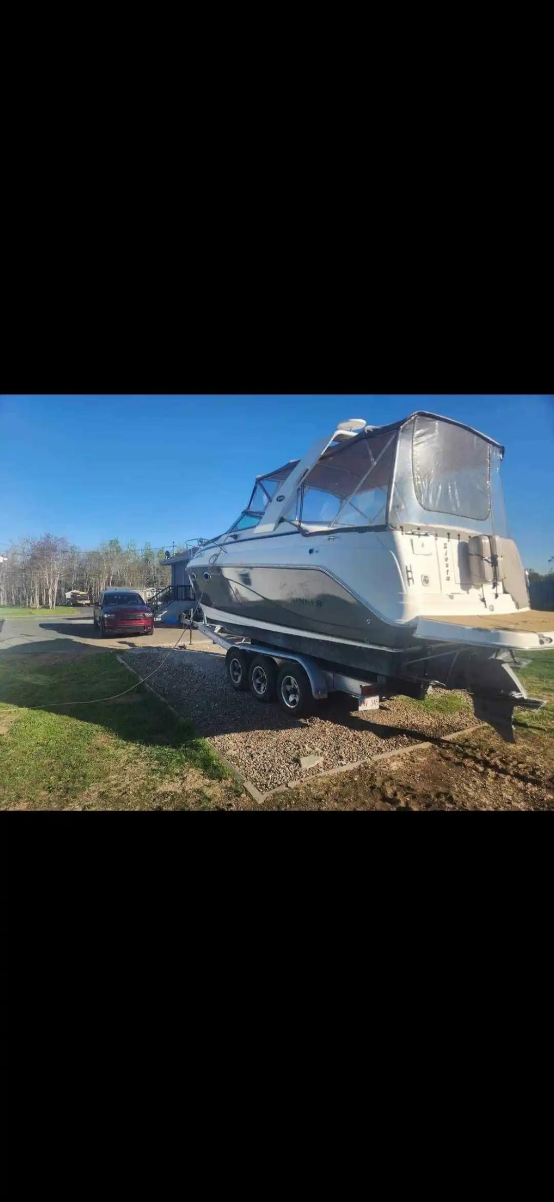 Rinker 270 EC For Sale