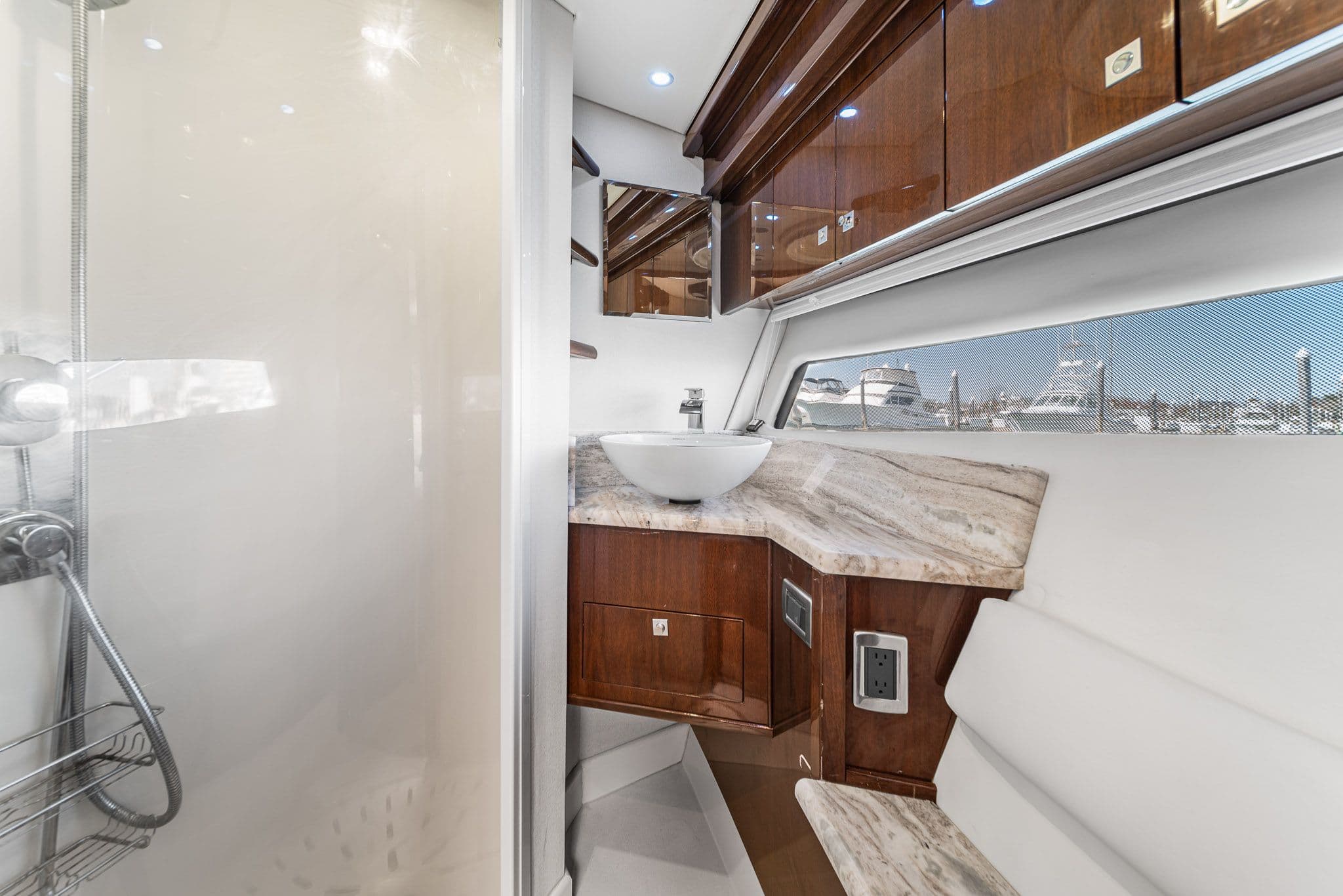 2007 Marquis 55 LS Flybridge for Sale in Grasonville, Maryland Motor Yacht 3