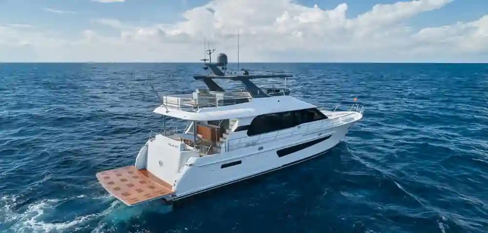 CL Yachts CLB65 Flybridge For Sale