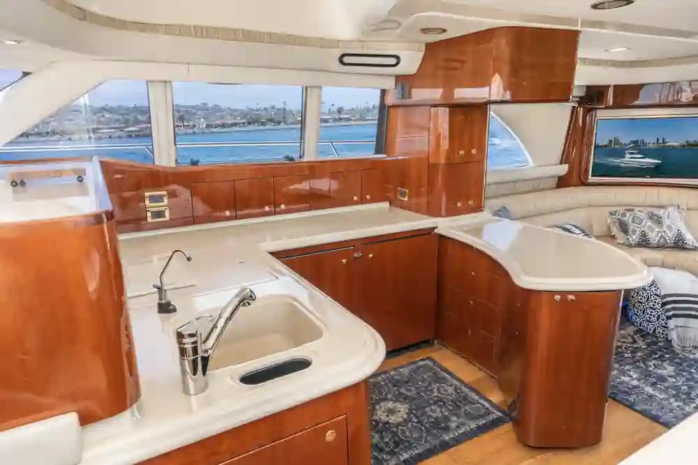 Sea Ray 560 Sedan Bridge for Sale