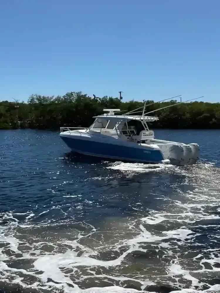 Intrepid Powerboats 407 Cuddy zum Verkauf