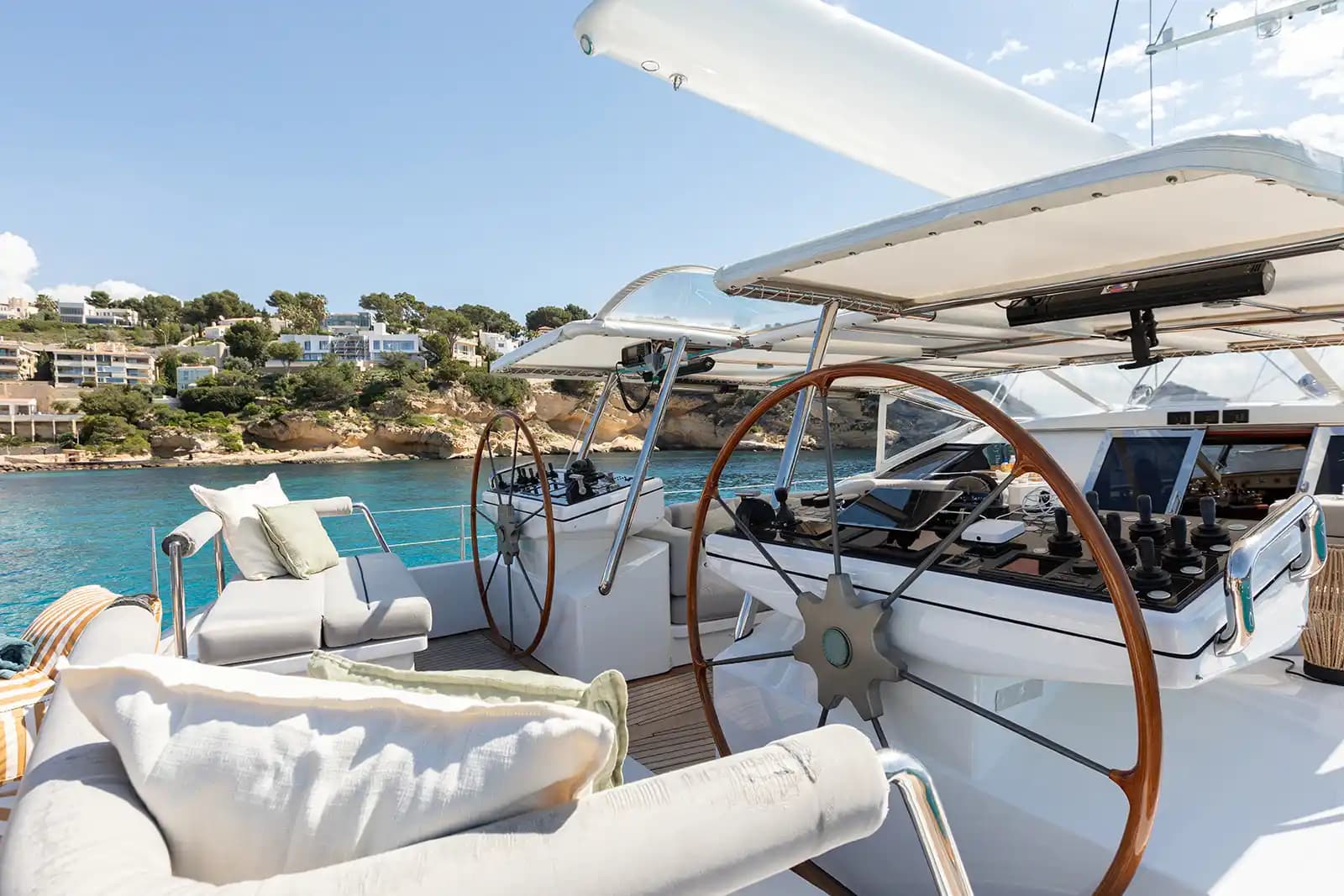 Camper and Nicholsons Oceangoing Sloop for Sale