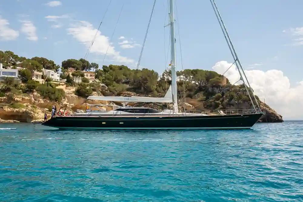 Camper and Nicholsons Oceangoing Sloop for Sale