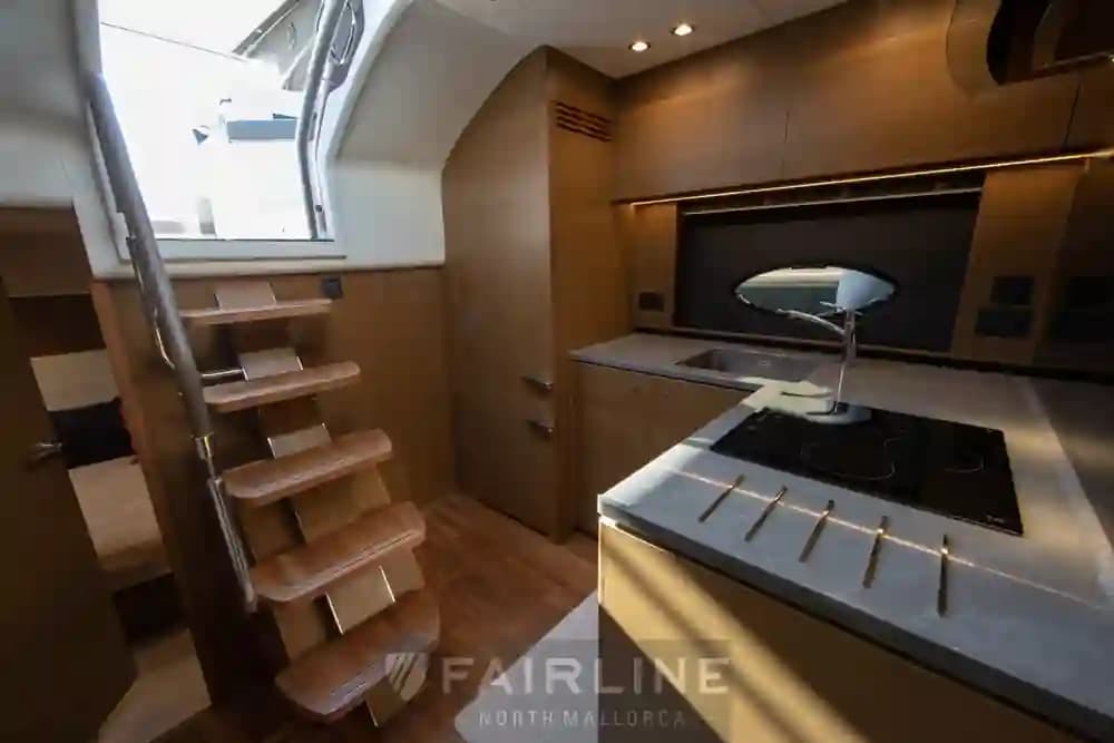 2017 Princess Yachts V48 for Sale in Balearic Islands, ES Sport Cruiser 5