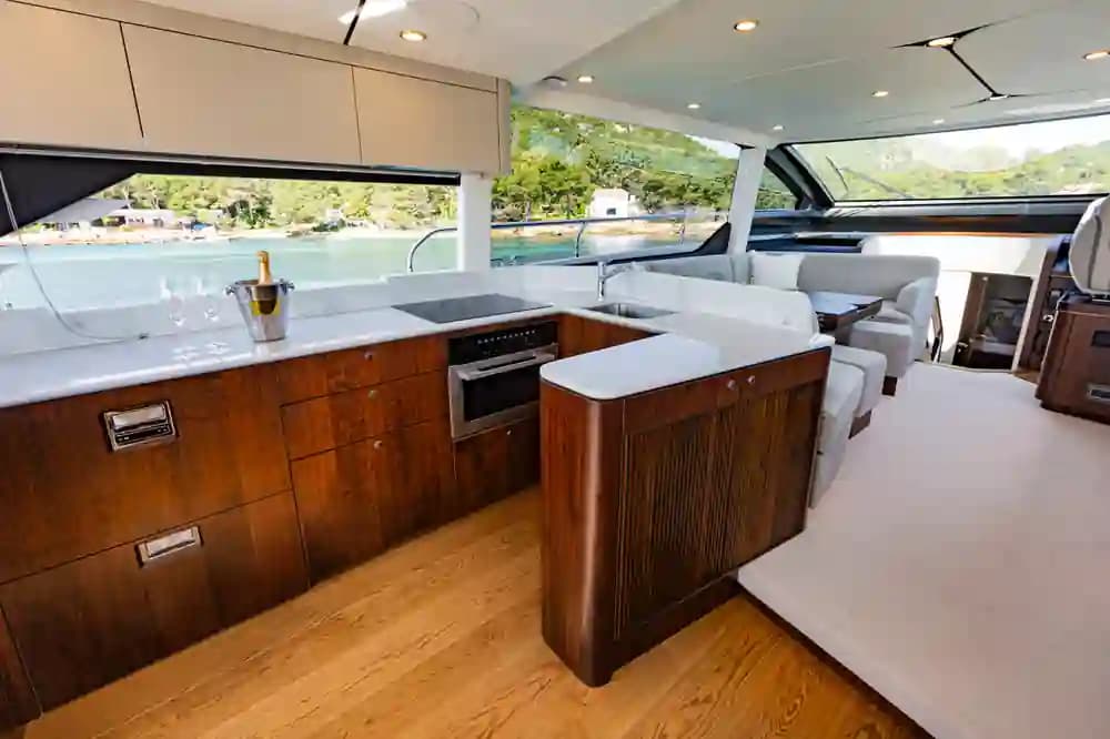 2025 Fairline Squadron 58 à vendre à Balearic Islands, ES Flybridge 2