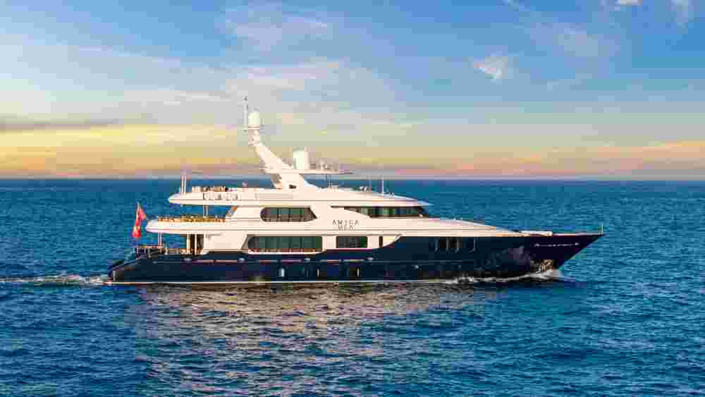 2004 Hakvoort Custom