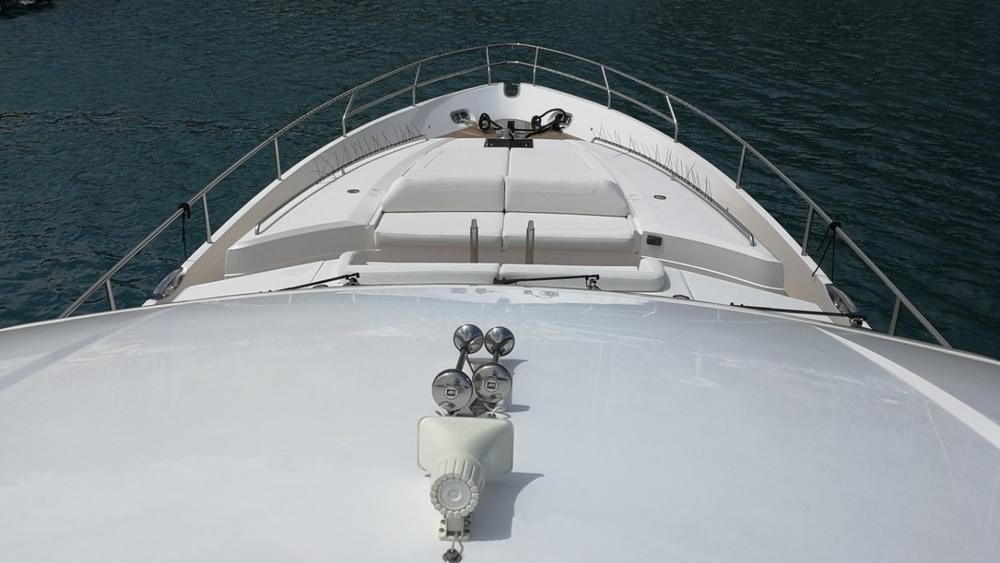 2016 Princess Yachts 82