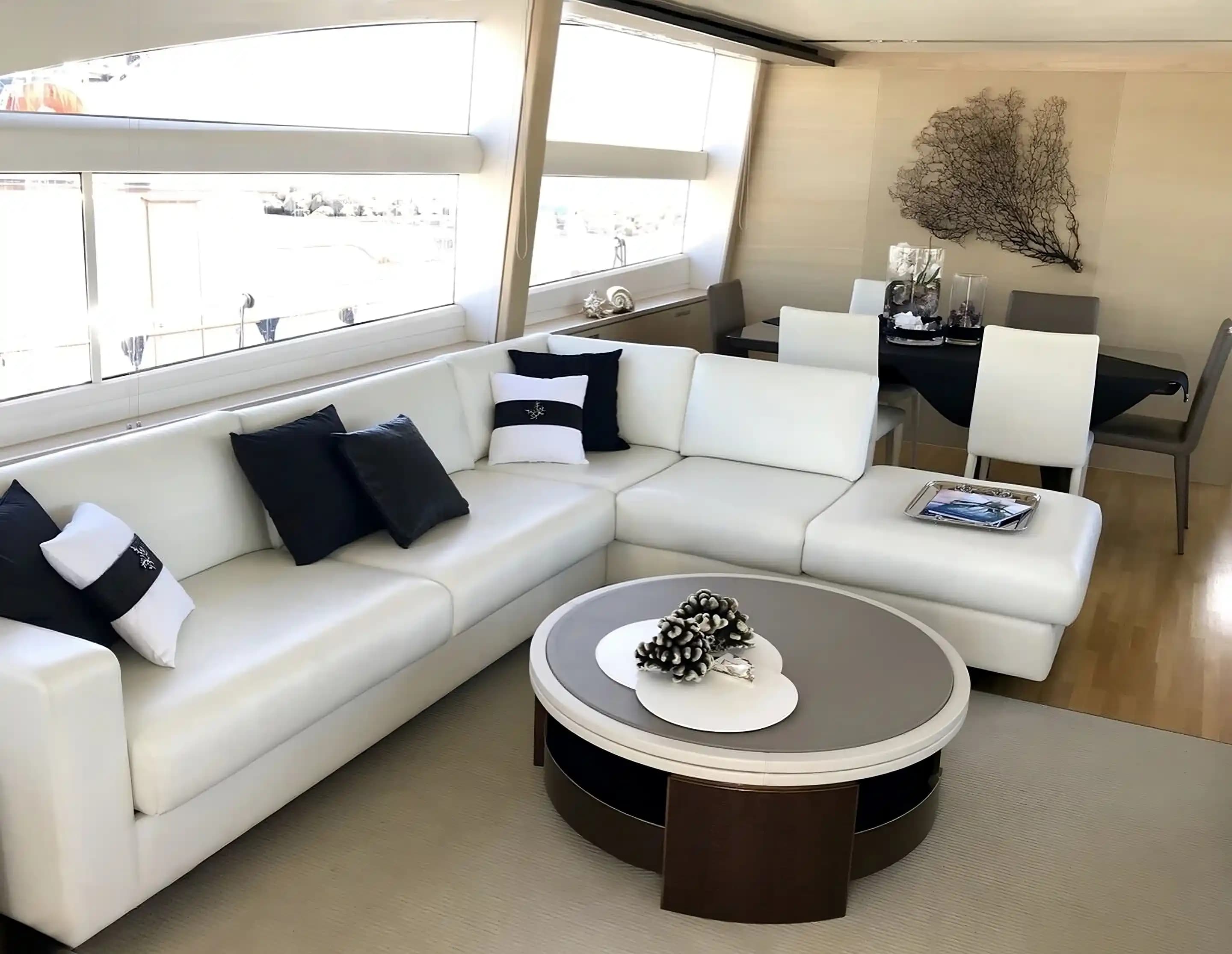 2016 Princess Yachts 82 Sold in Marmaris, TR Flybridge 4