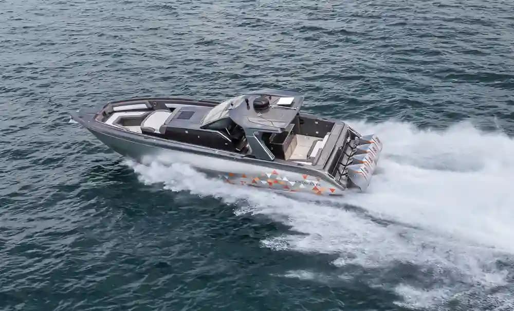 Cigarette Racing 42' Auroris in vendita