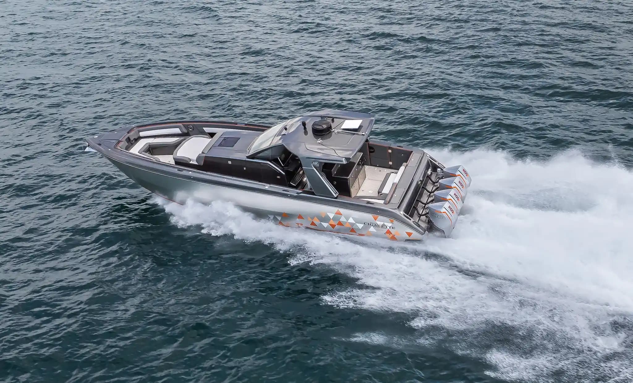 Cigarette Racing 42' Auroris in vendita