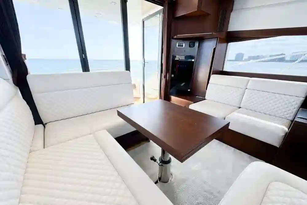 2016 Galeon Yachts 420 Fly for Sale in North Miami, Florida Cruiser 5
