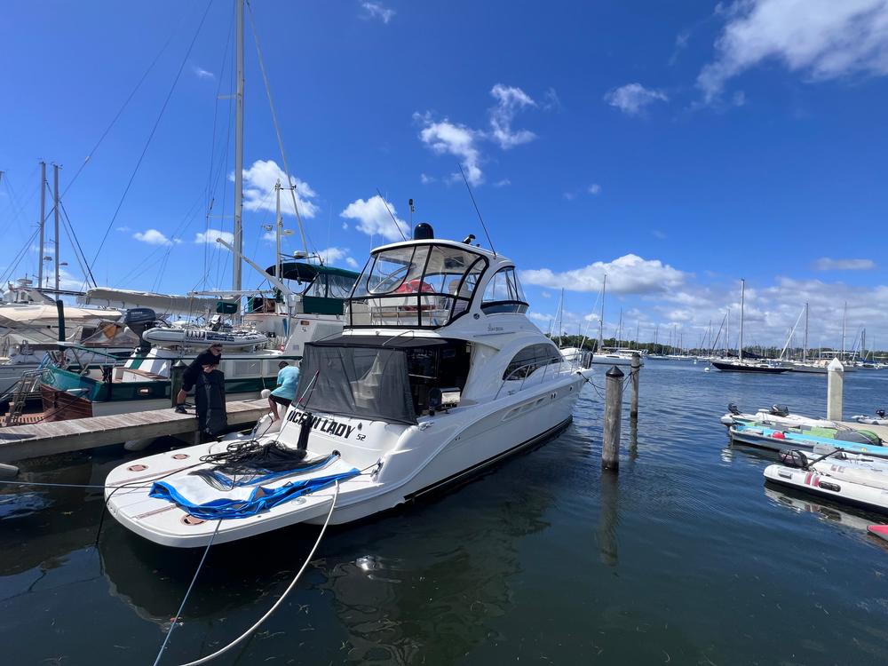 2006 Sea Ray 520 Sedan Bridge