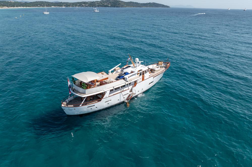 1963 Feadship Classic Canoe Stern
