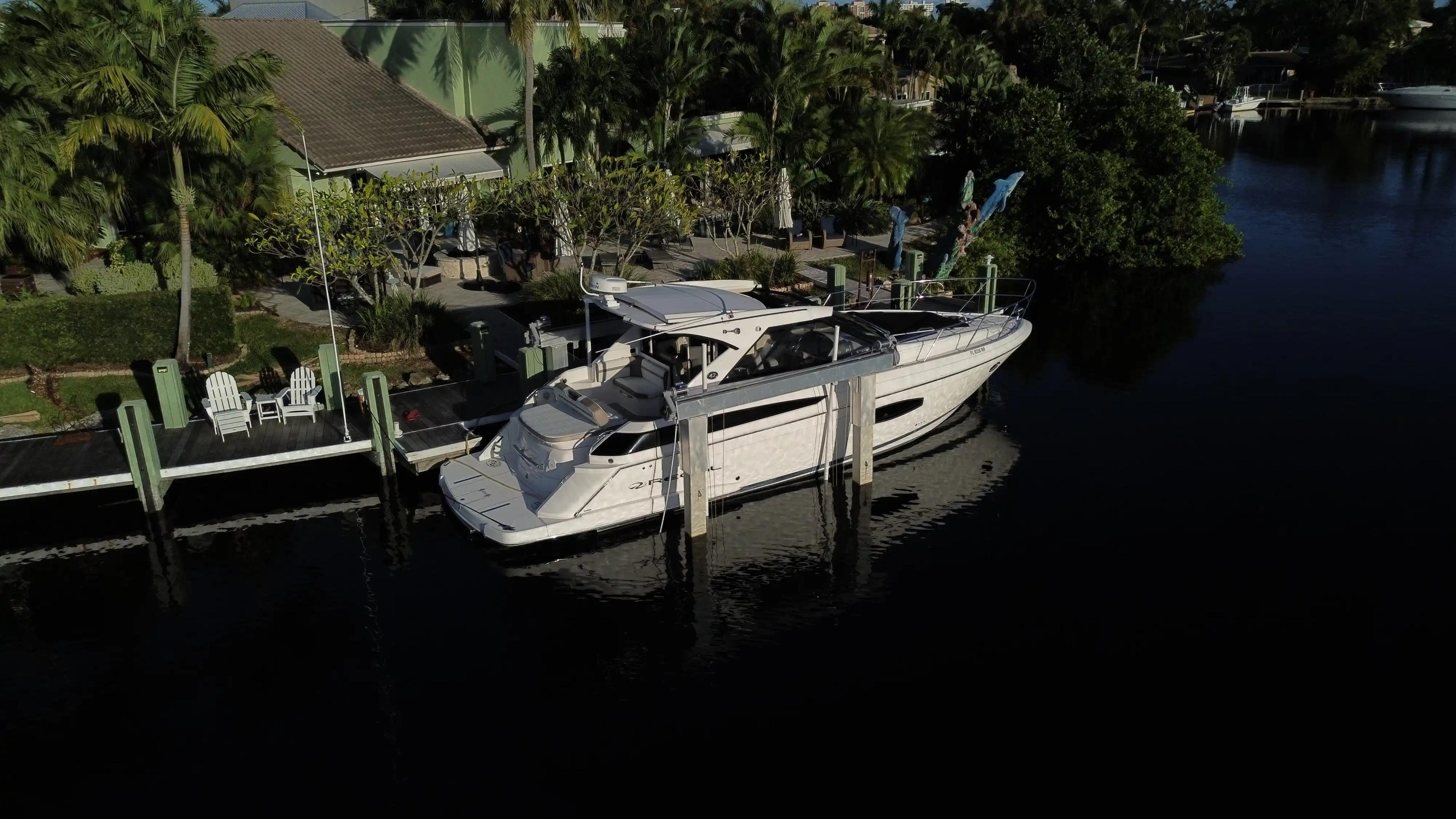 Regal 42 Sport Coupe à vendre