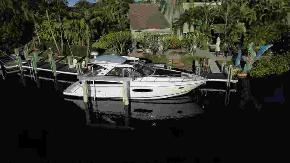 2017 Regal 42 Sport Coupe