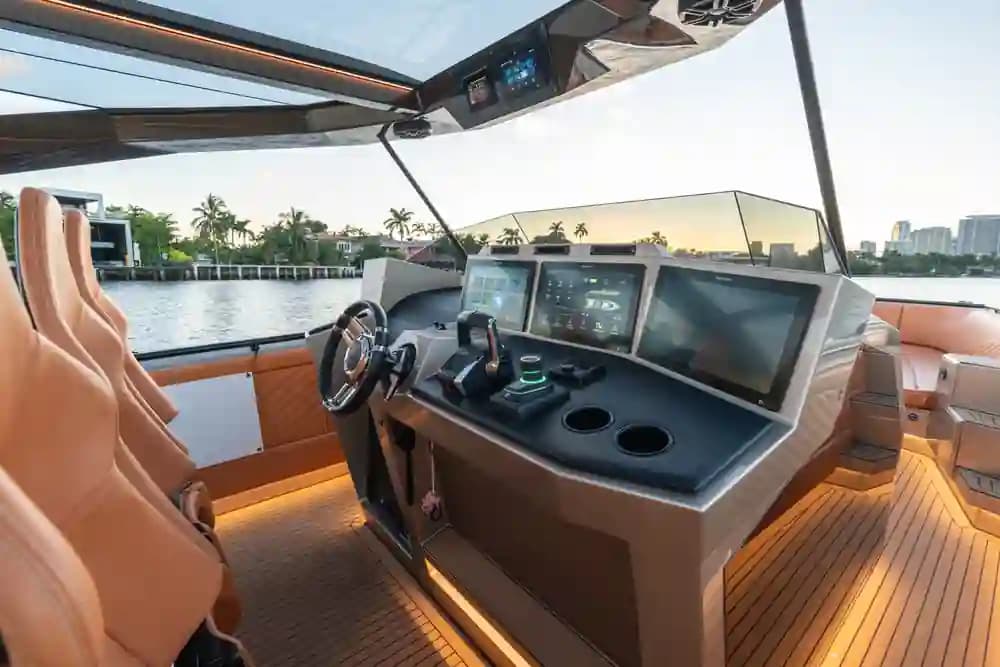2023 De Koning 43 for Sale in Fort Lauderdale, Florida Center Console 2