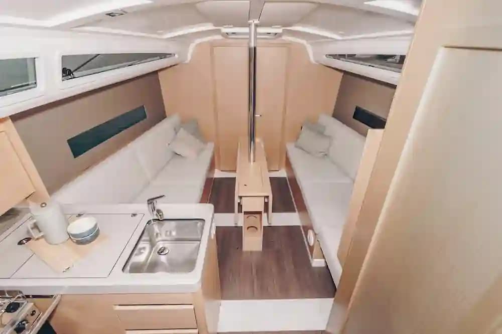 Beneteau Oceanis 30.1 for Sale