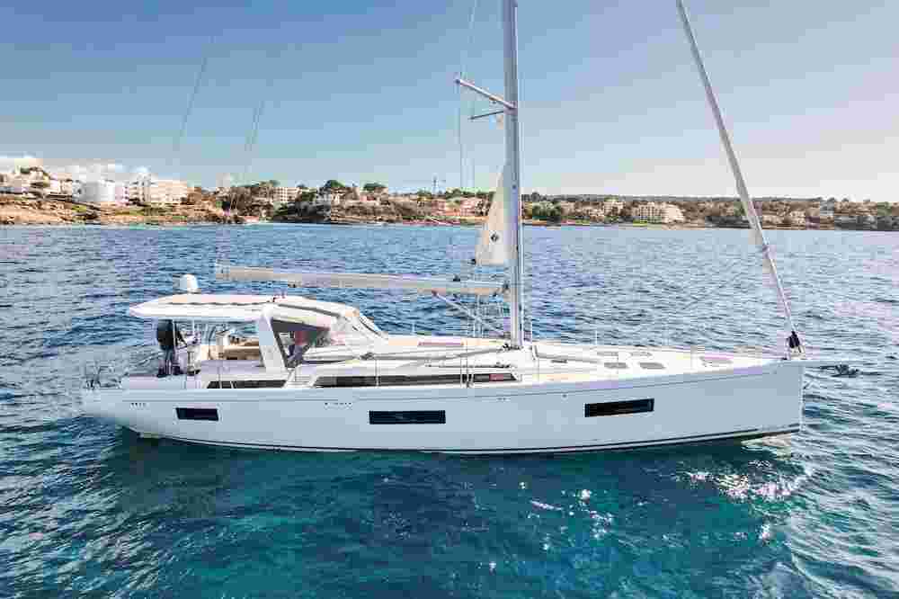 2023 Beneteau Oceanis Yacht 60