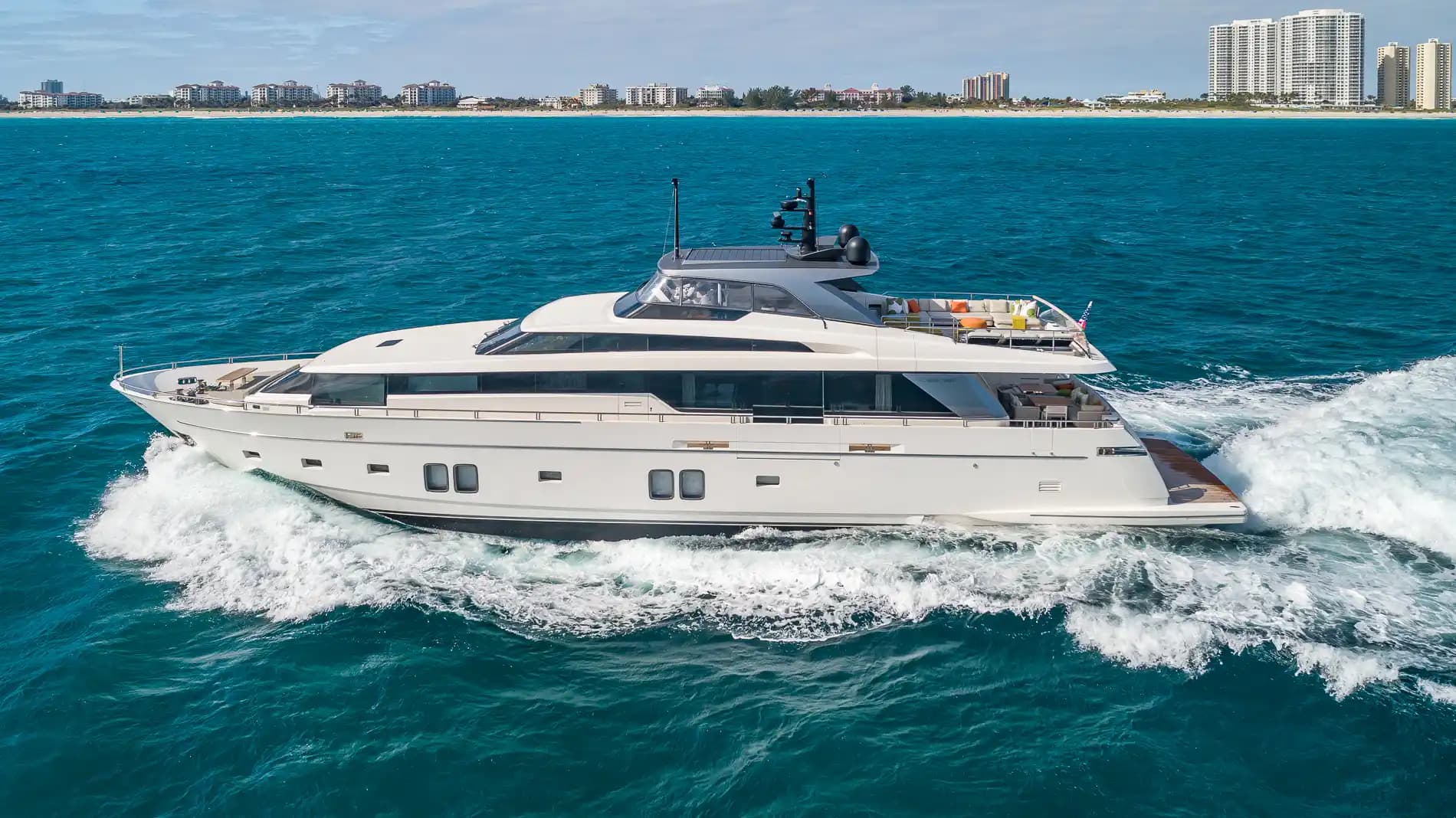 Sanlorenzo SL106 in vendita