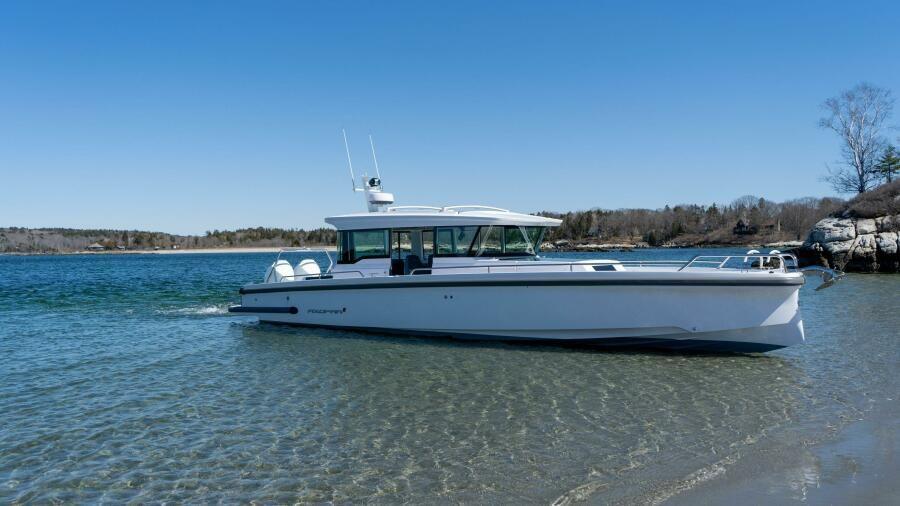 Axopar 37 XC Cross Cabin For Sale