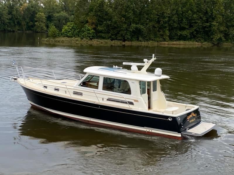 2011 Sabre Yachts 40 Sedan in vendita a Rockland, Maine Center Console
