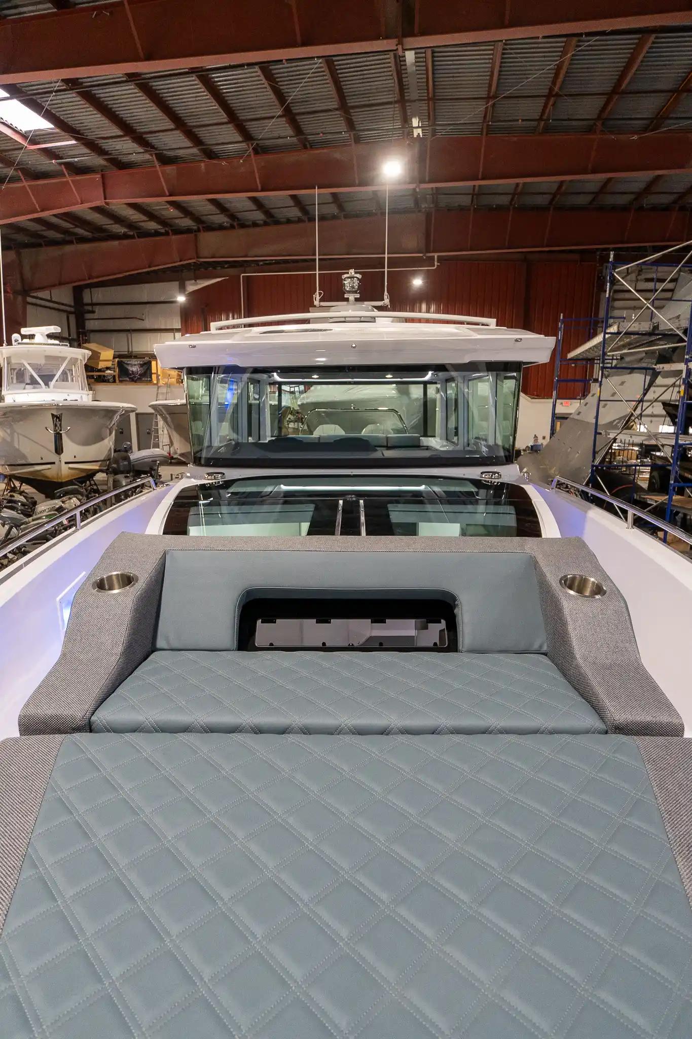 Axopar 37 XC Cross Cabin For Sale