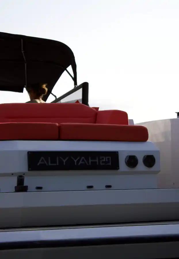 Vanquish Yachts VQ45 For Sale