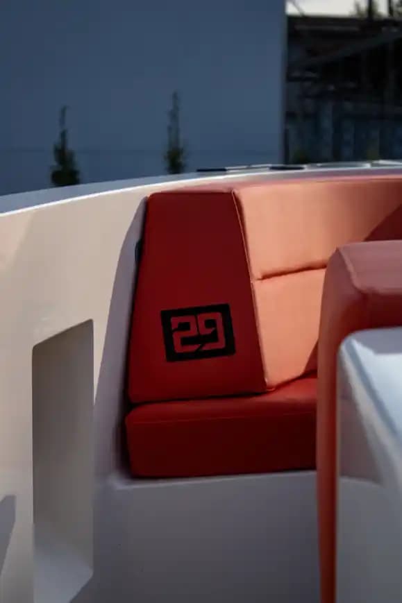 Vanquish Yachts VQ45 in vendita