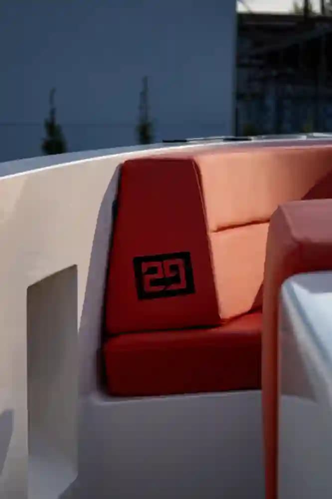 Vanquish Yachts VQ45 in vendita