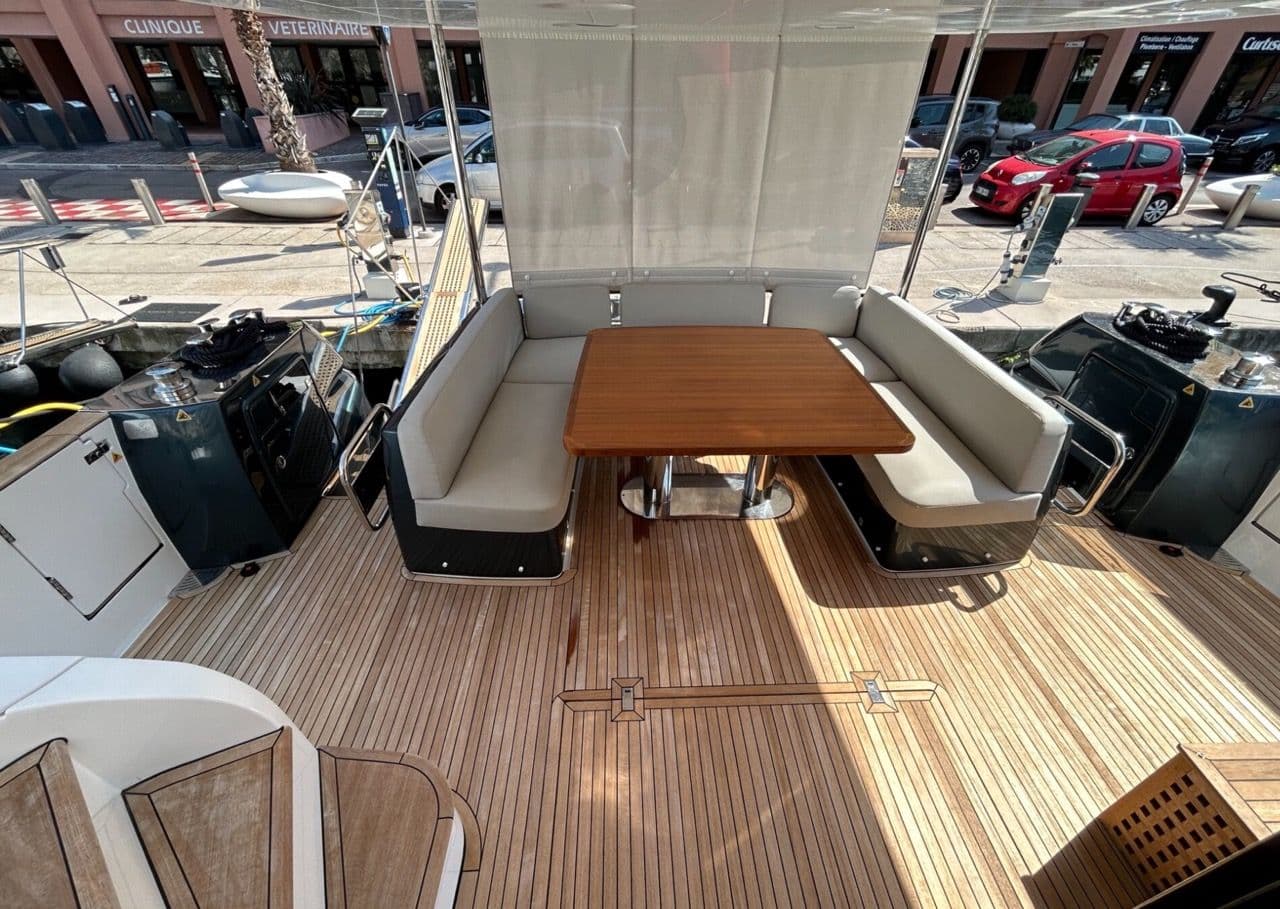 Azimut Magellano 66 zum Verkauf