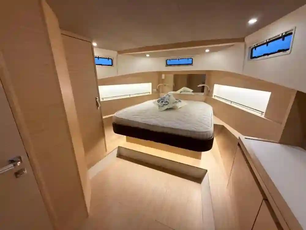 Solaris Power 44 Open a la venta