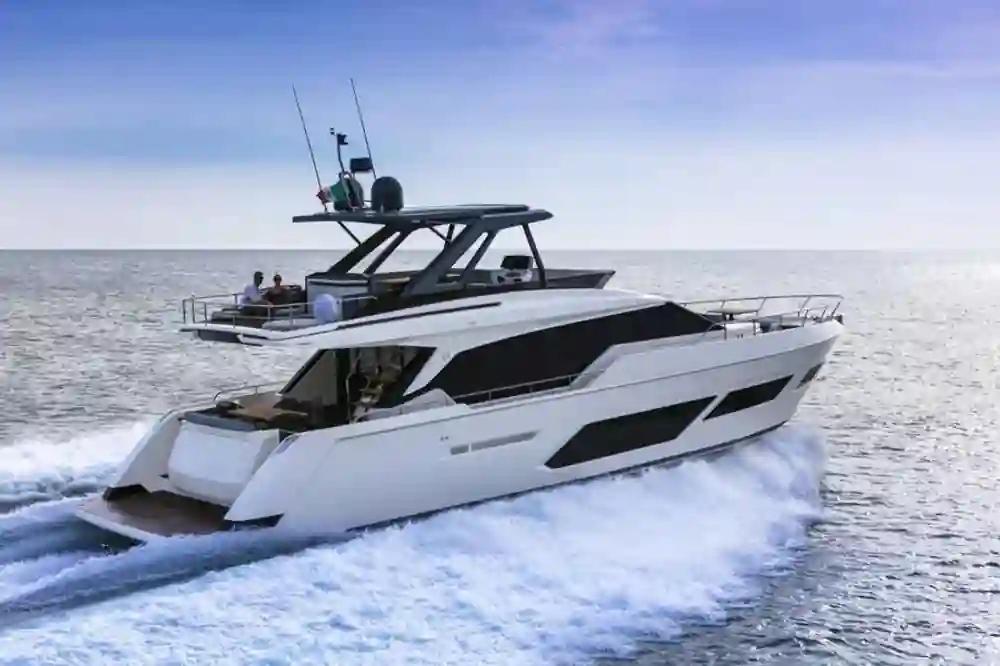 Ferretti Yachts 720 zum Verkauf