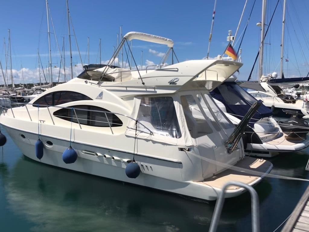 Azimut 42 Flybridge zum Verkauf