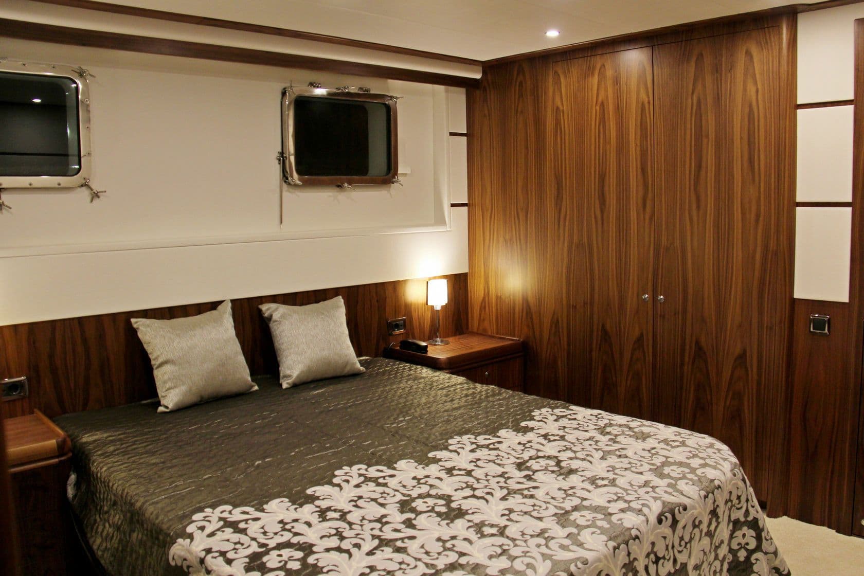 2016 Custom Black Sea Yachts Explorer te koop in Istanbul, TR Explorer Yachts 5