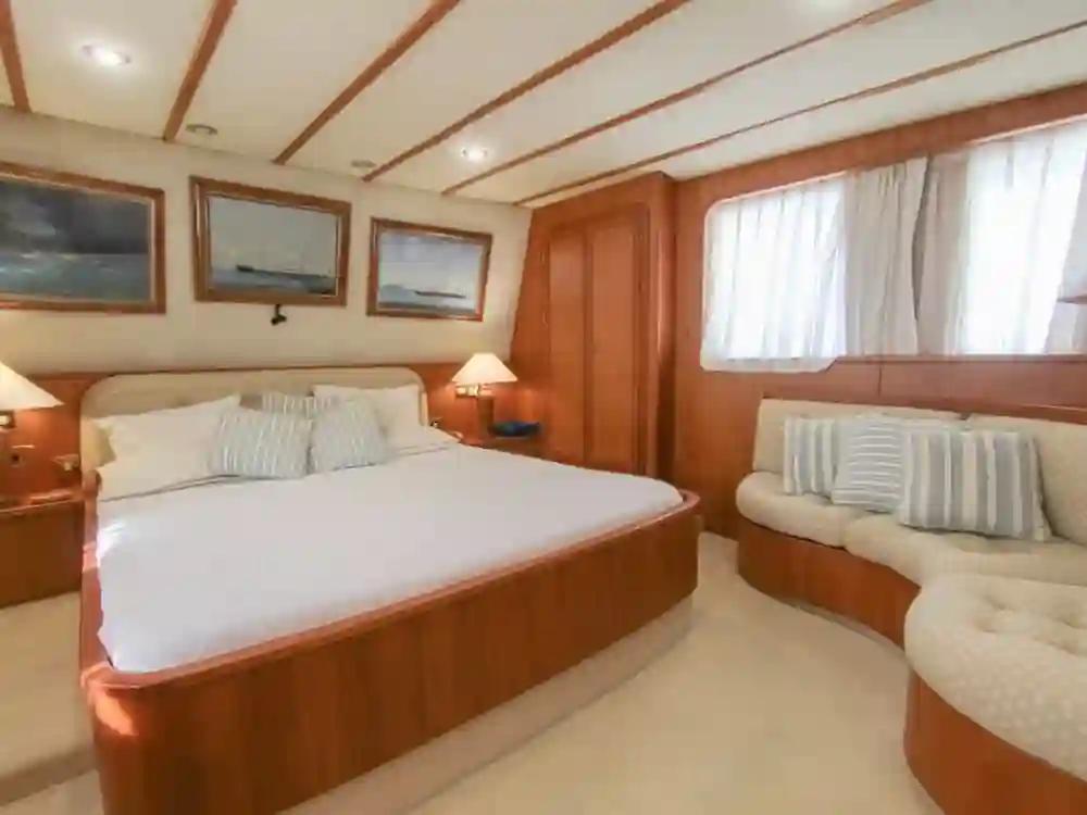 De Beer DB33 For Sale