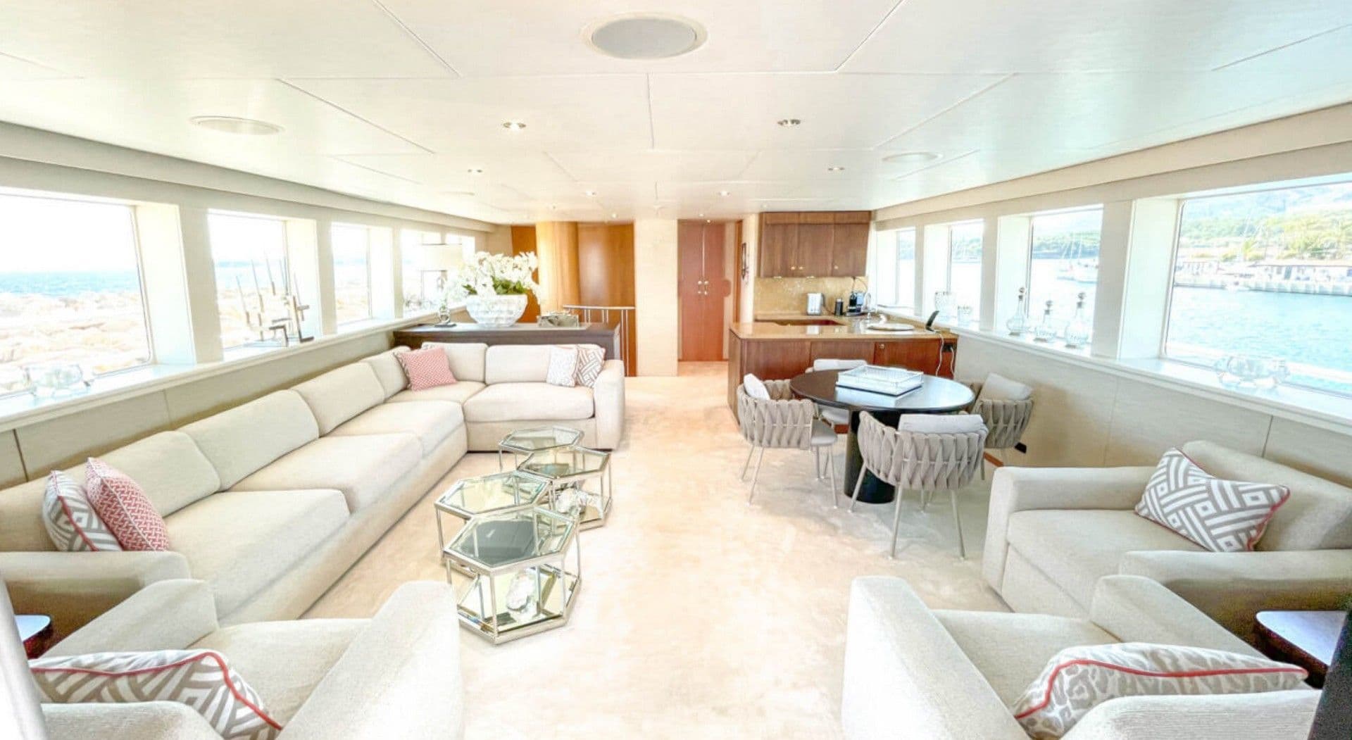1995 Lürssen Yachts LUR40 for Sale in Palma, ES Motor Yacht 4