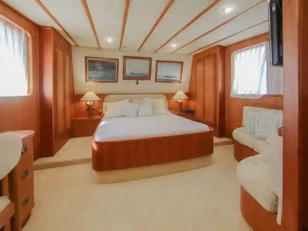 De Beer DB33 For Sale