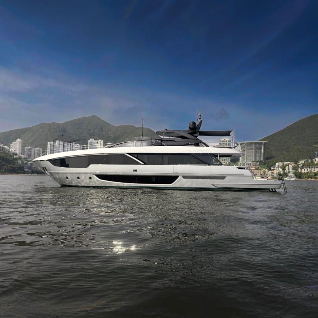 Riva 102' Corsaro Super à vendre