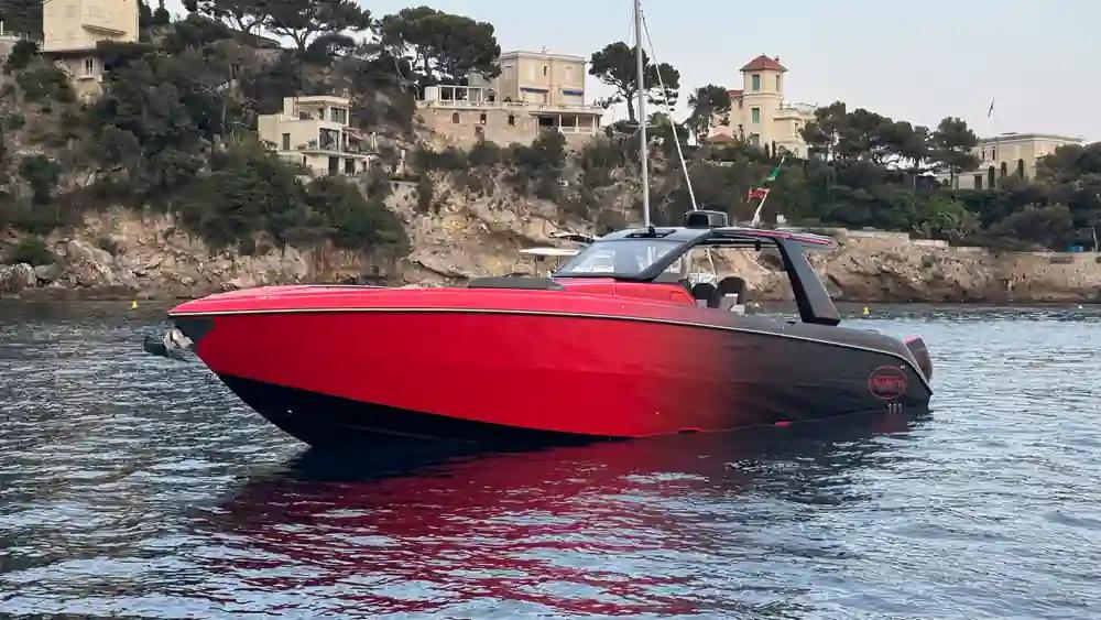 Cigarette Racing 42' Auroris à vendre