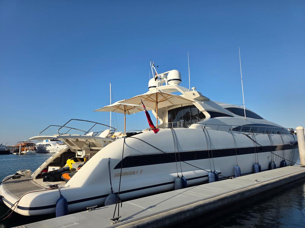 2006 Mangusta 105
