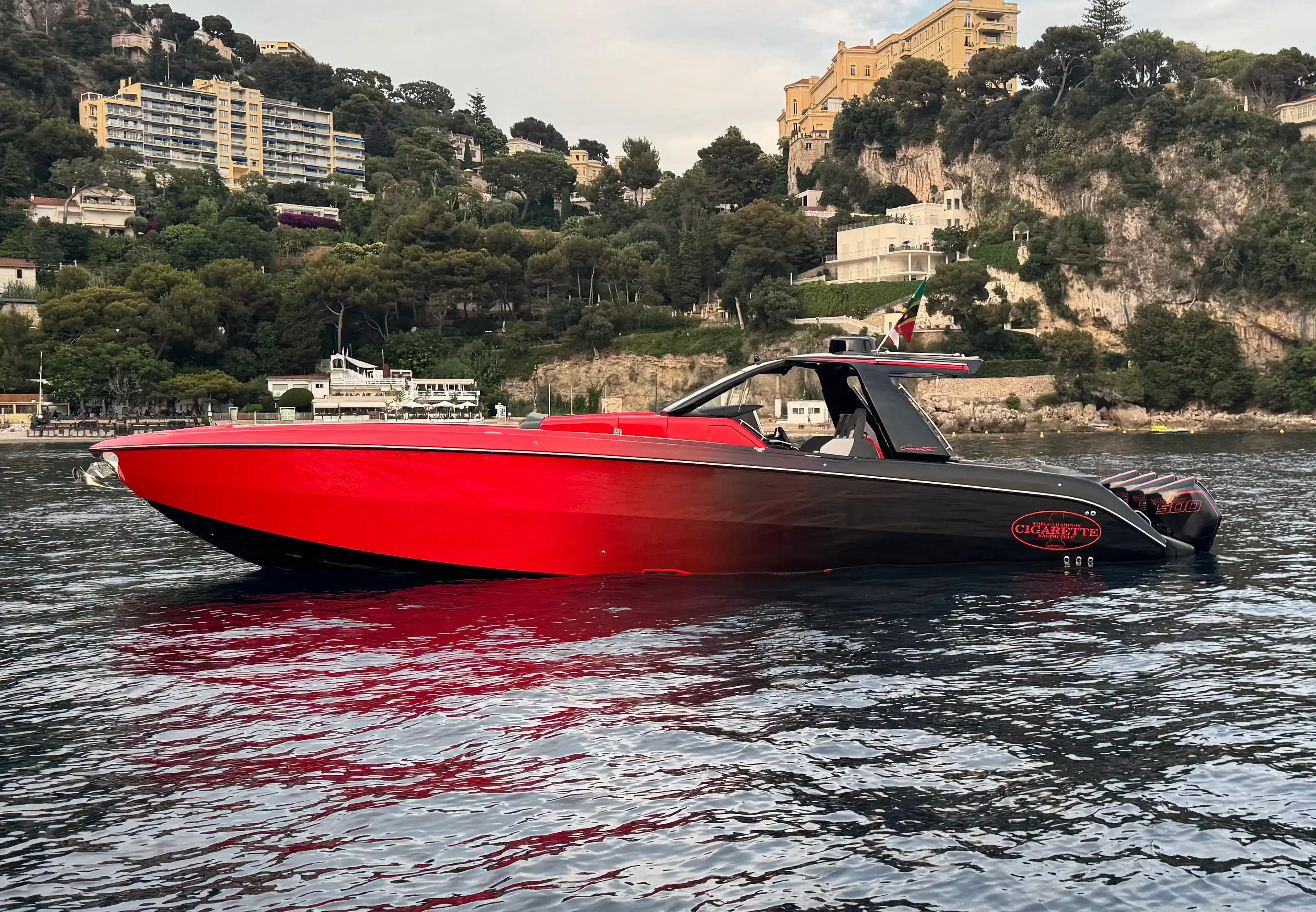 Cigarette Racing 42' Auroris à vendre