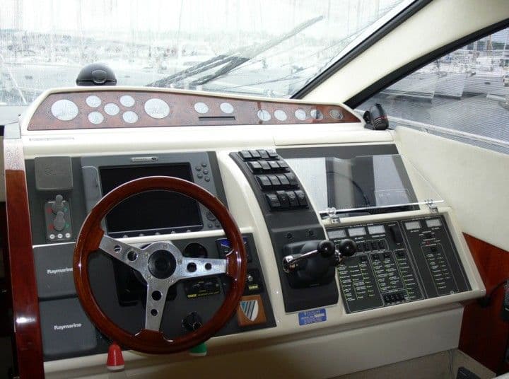 2008 Fairline Phantom 50 a la venta en Frankfurt am Main, DE Motor Yacht 5