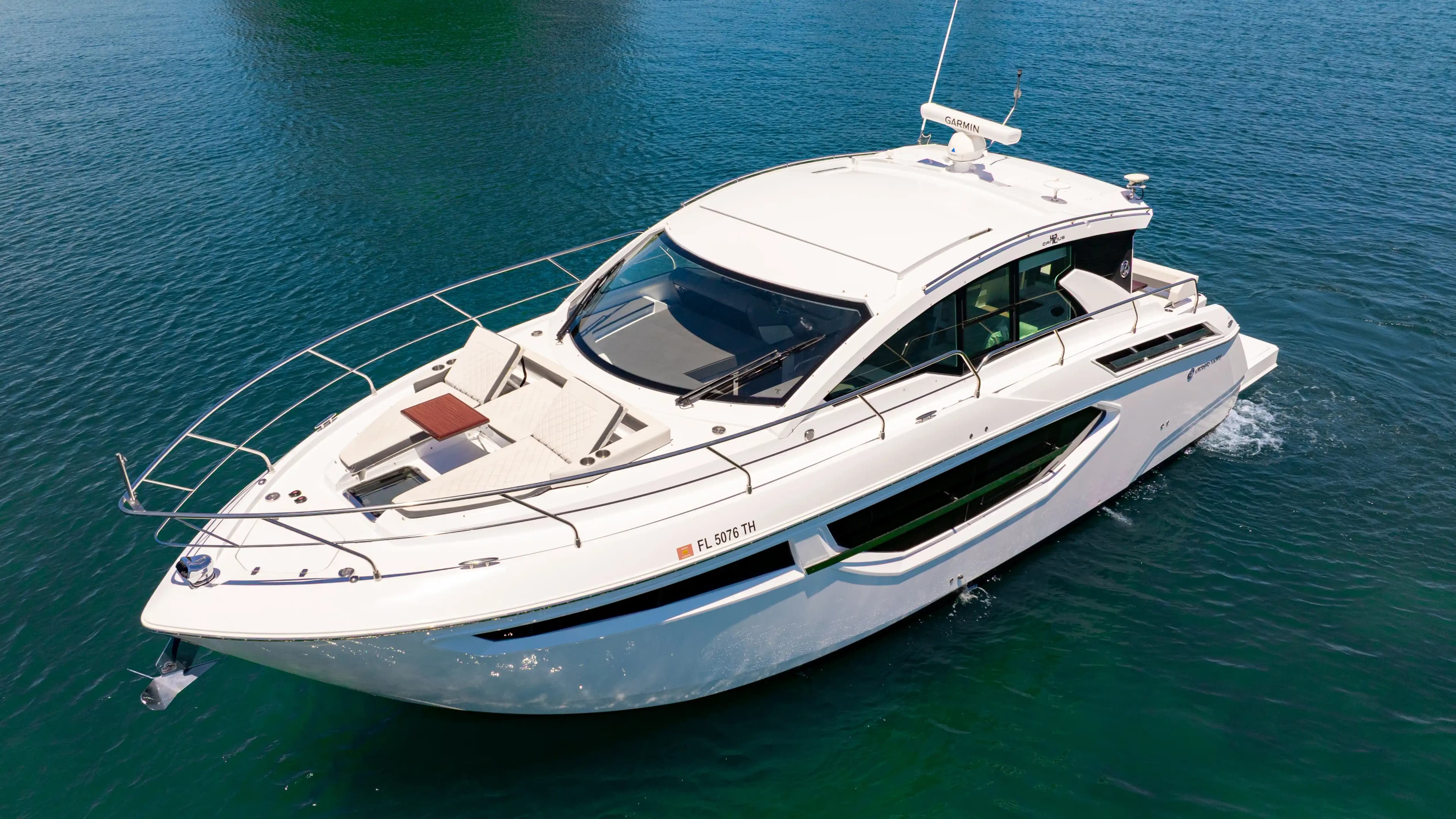Cruisers Yachts 42 Cantius for Sale