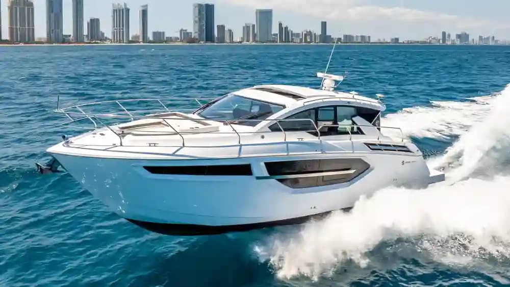 Cruisers Yachts 42 Cantius for Sale