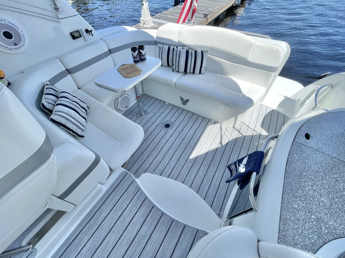 2006 Formula Boats 37 PC for Sale in Newburyport, Massachusetts Express Cruiser 5