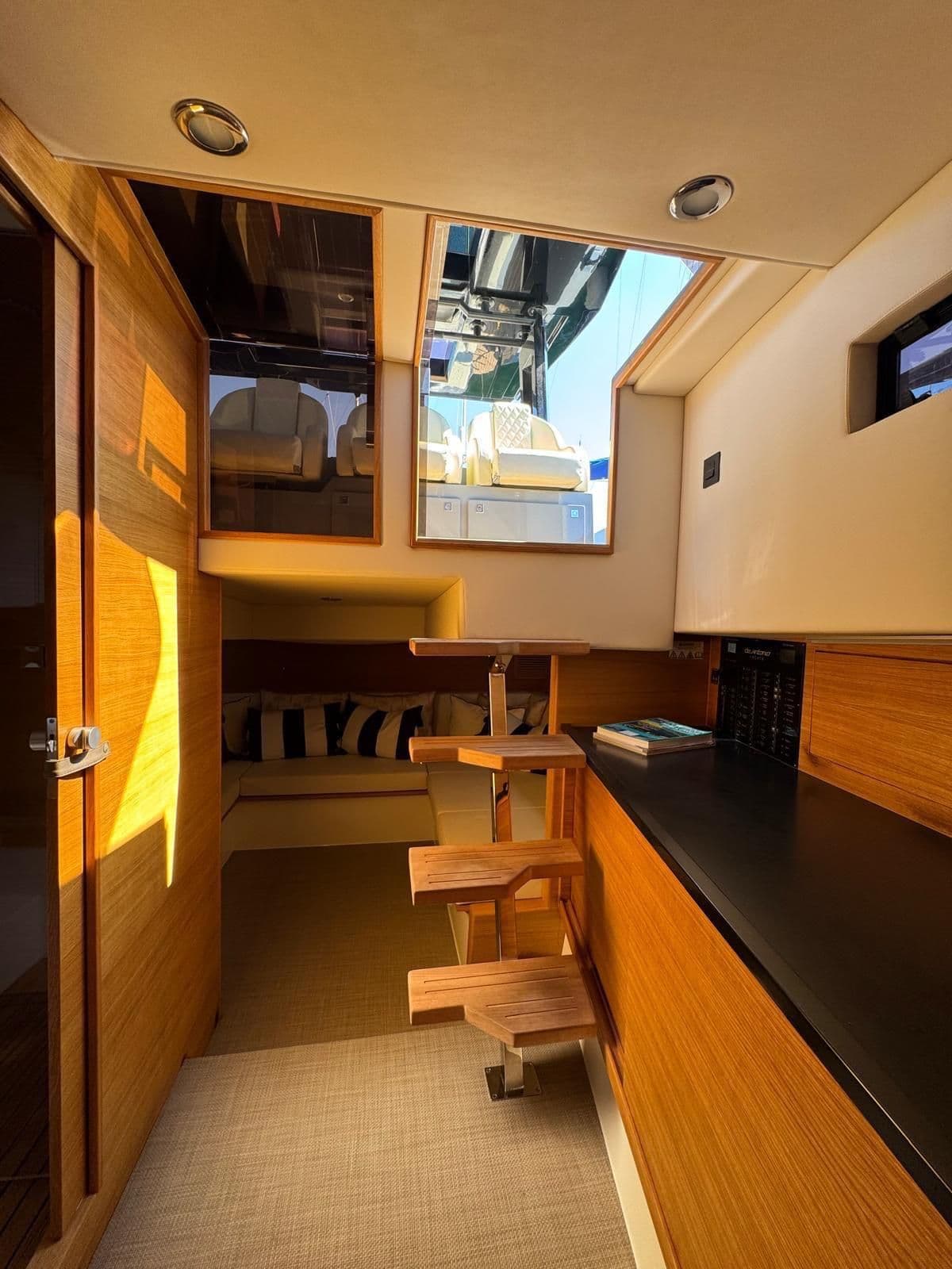 De Antonio Yachts D42 Open in vendita