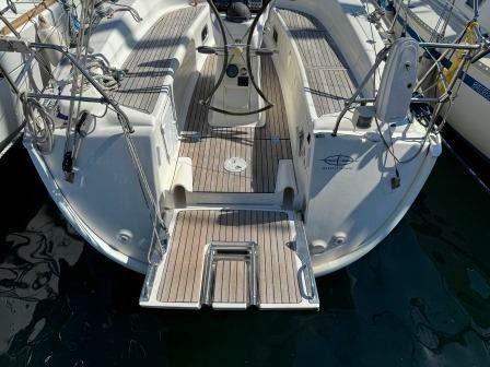 Bavaria Yachts Cruiser 35 For Sale
