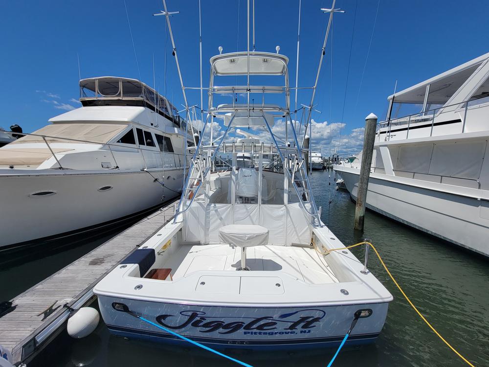 2010 Jersey Cape Yachts 36 Devil