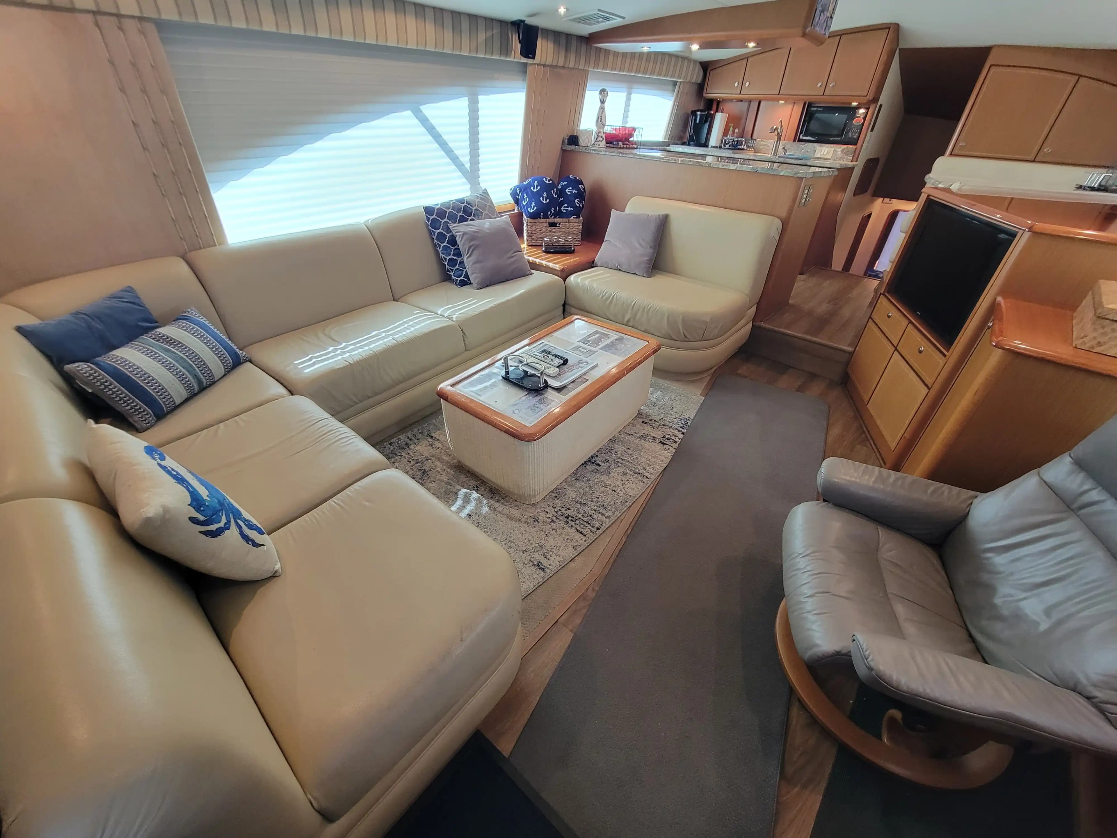 2005 Ocean Yachts 57 Super Sport for Sale in Atlantic City, New Jersey Flybridge 4