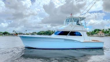 Hatteras 46 Convertible for Sale